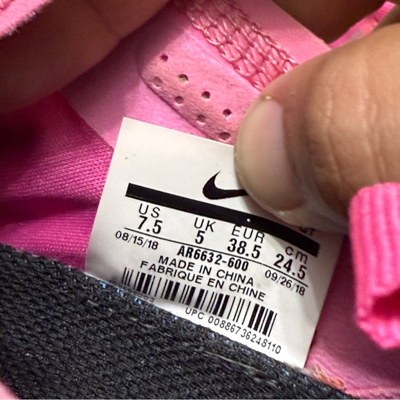 Nike Vapor Max 2019 Psychic Barbie Pink Shoes Sneakers Women's Size 7.5 - Picture 10 of 10